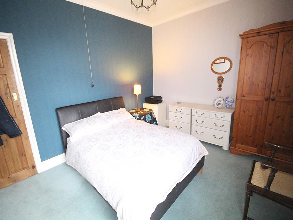 3 bedroom end terrace house For Sale in Barnoldswick - IMG_2082.jpg